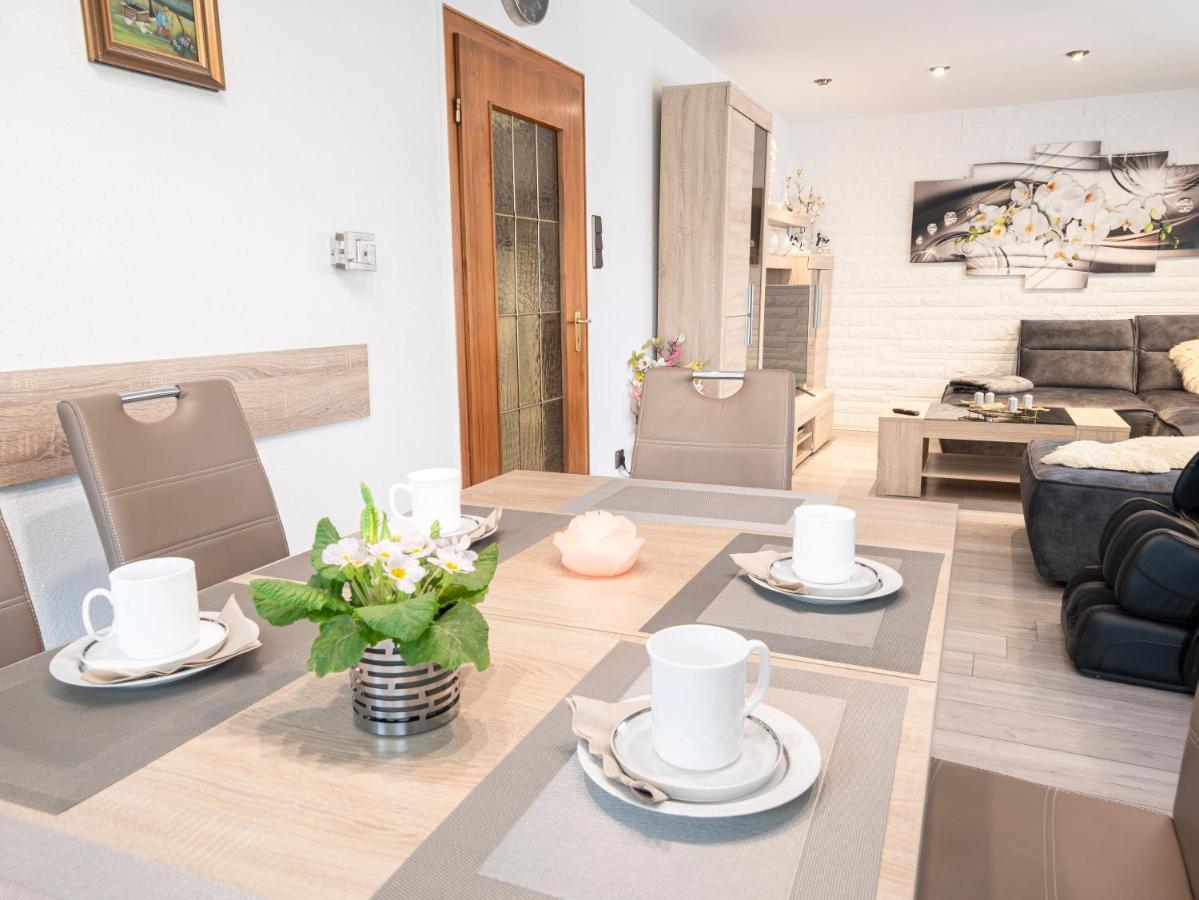 Truth Fuer 5 - King Size Betten, Kamin, Garten, Xxl Couch, Smart-Tv ドルトムント エクステリア 写真